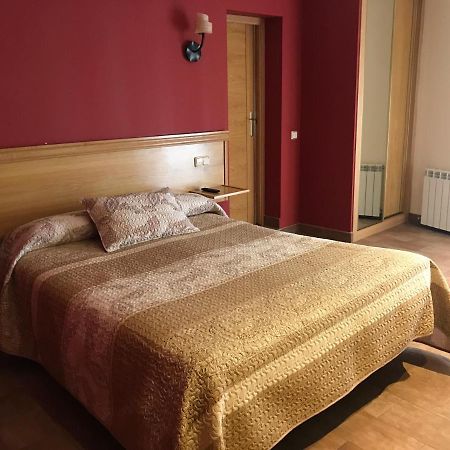 Hotel Rural El Alberche Burgohondo Ngoại thất bức ảnh